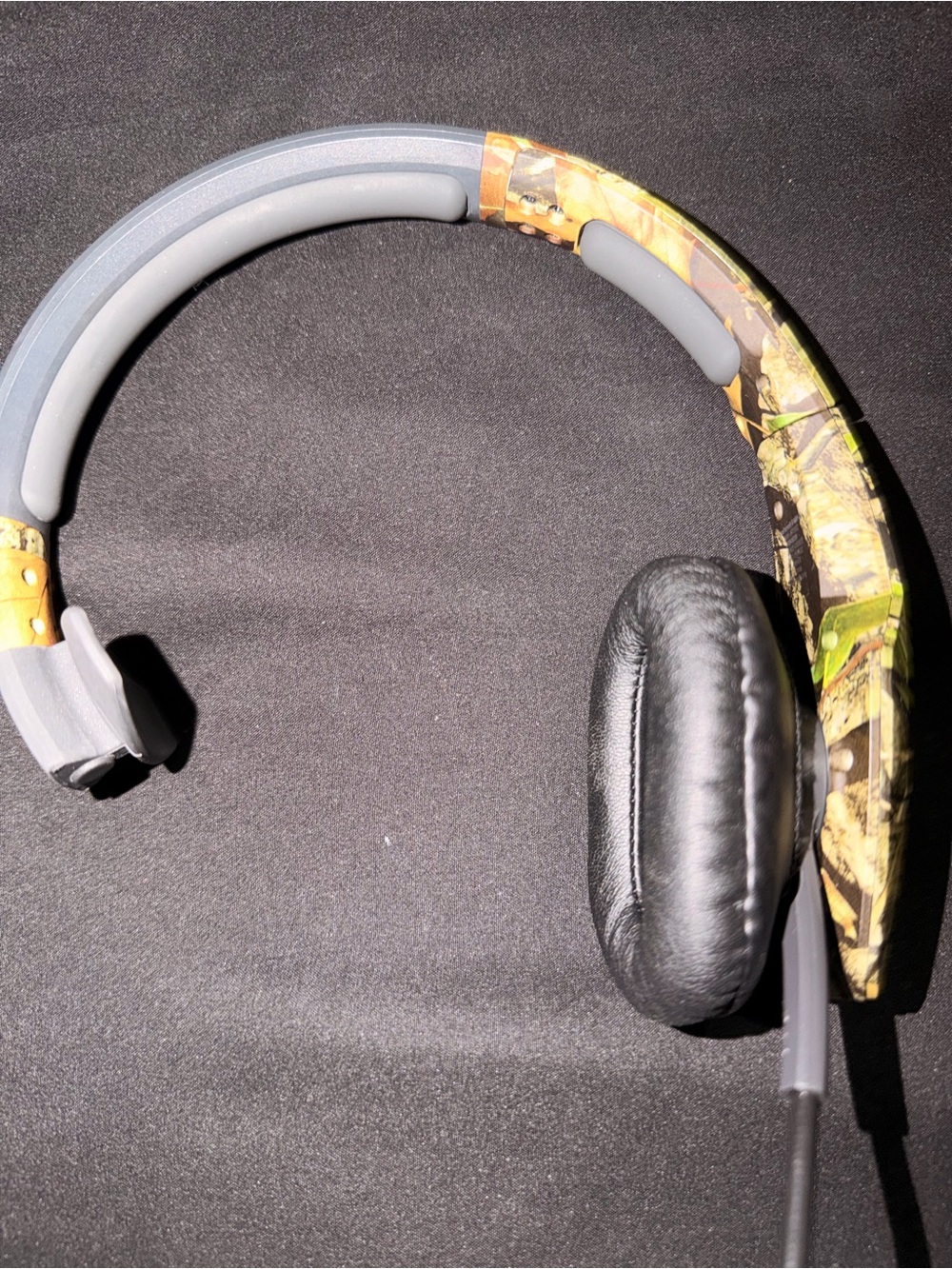Parrot Camo-Pattern Over-Ear Headphones in Green and Black